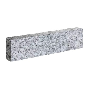 Гранитный бордюр Цветок Урала