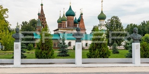 Тротуарная плитка БРАЕР Старый город Ландхаус белый и серый - Памятник военным финансистам. Ярославль (1)