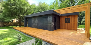 Фасадная каменная плитка из натурального Сланца RKS SLATE Silver Grey Natural фото дома