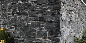 Цоколь из природного камня 3D панели RKS SLATE Сланец Black Slate Country (2)