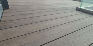Террасная доска ДПК Bamberg Solid Brazilian Walnut (фотоотзыв, балкон) (6)