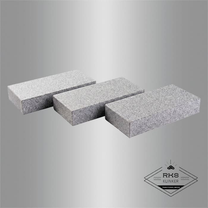 Гранитная брусчатка RKS SLATE Сильвер Пёрл, пиленая 200х100 мм в Симферополе