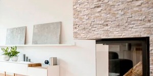 3D панели из натурального камня Кварцит Beige Quartz Classic от бренда  RKS SLATE отделка камина натуральным бежевым камнем фото