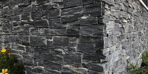Цоколь из природного камня 3D панели RKS SLATE Сланец Black Slate Country (2)