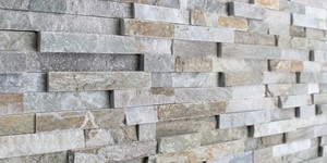 Облицовка цоколя и подпорных стен камнем в ландшафте 3D панели RKS SLATE Сланец Beige Slate Classic смотреть результат на фото (3)