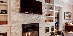 Акцентная стена в гостиной из камня 3D панели RKS SLATE Сланец Beige Slate Classic фото (10)